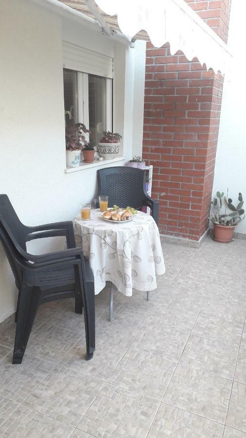 Apartmani Zilic ดูกีรัท ภายนอก รูปภาพ