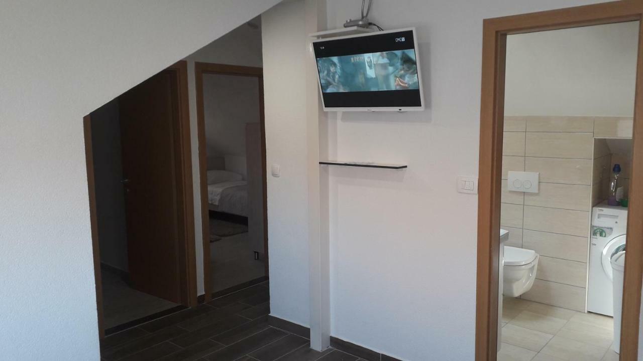 Apartmani Zilic ดูกีรัท ภายนอก รูปภาพ
