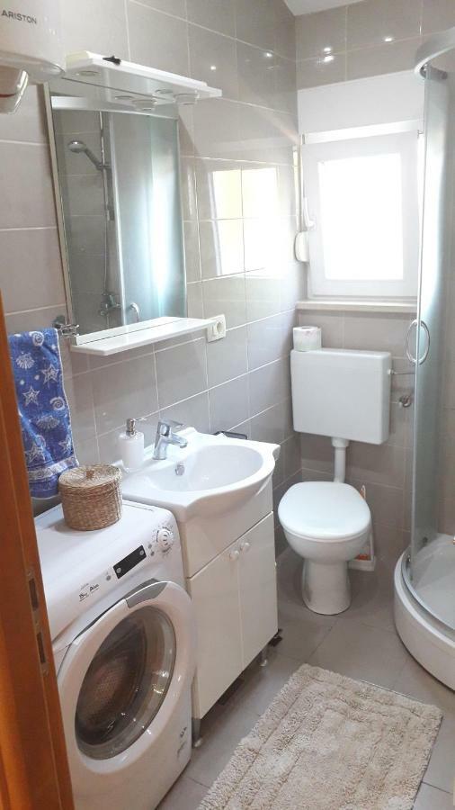 Apartmani Zilic ดูกีรัท ภายนอก รูปภาพ