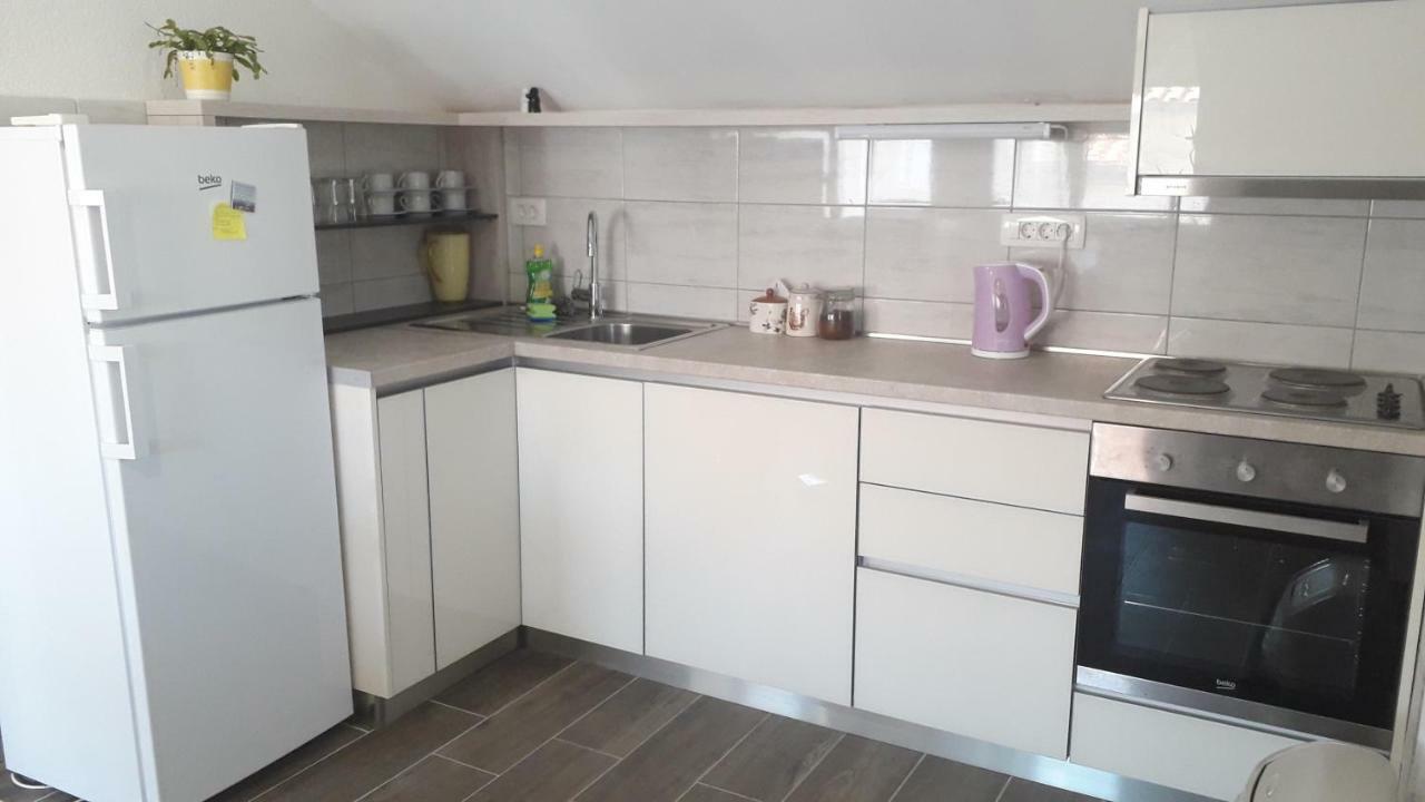 Apartmani Zilic ดูกีรัท ภายนอก รูปภาพ