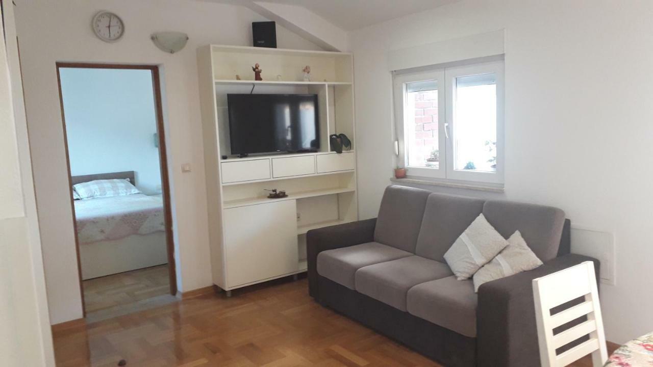 Apartmani Zilic ดูกีรัท ภายนอก รูปภาพ