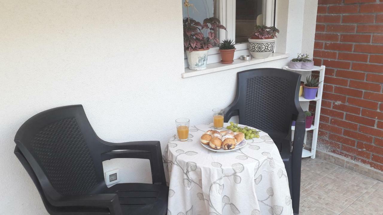 Apartmani Zilic ดูกีรัท ภายนอก รูปภาพ