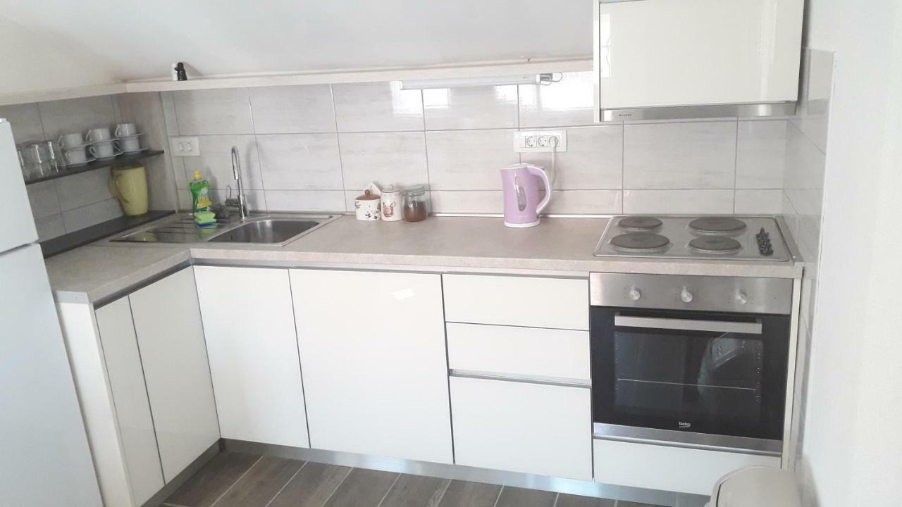 Apartmani Zilic ดูกีรัท ภายนอก รูปภาพ