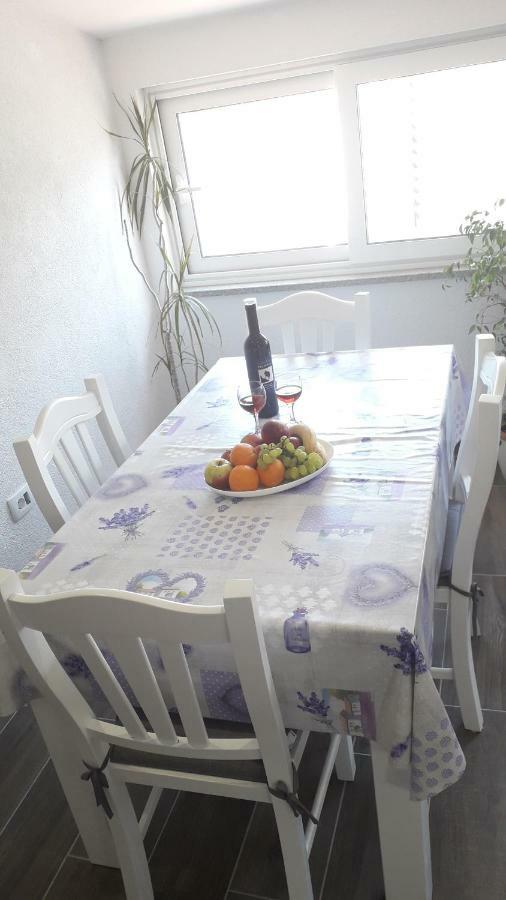 Apartmani Zilic ดูกีรัท ภายนอก รูปภาพ